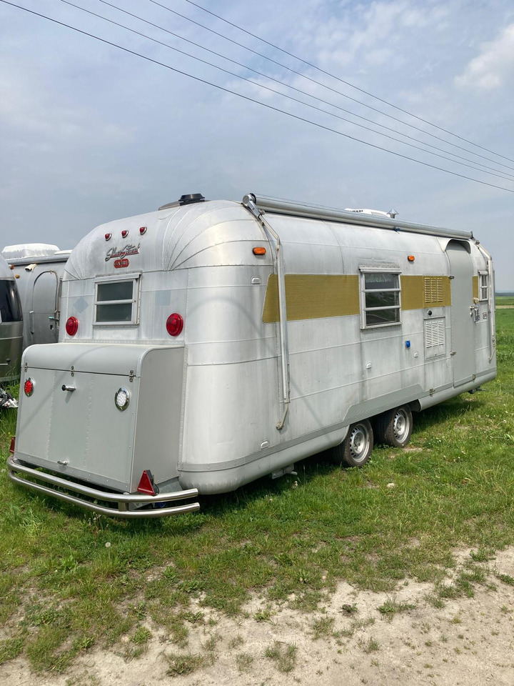 1968 Airstream Silver Streak 1968 Airstream Silver Streak – Fully Rebuilt Vintage Travel Trailer - كرفان سحب: صورة 2 1968 Airstream Silver Streak 1968 Airstream Silver Streak – Fully Rebuilt Vintage Travel Trailer - كرفان سحب: صورة 2
