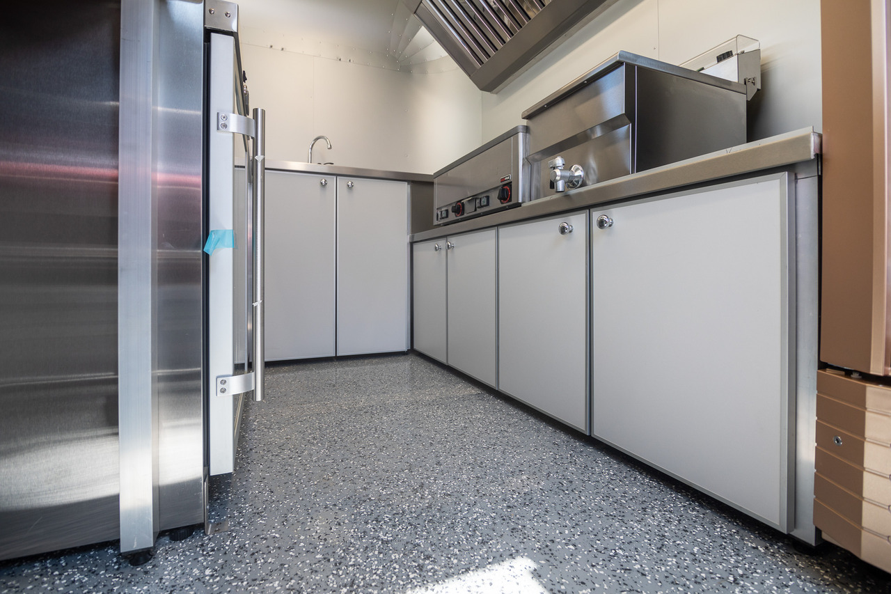 جديدة مقطورة بيع ( الأغذية) Airstream Style Mirage Mirage: صورة 19 جديدة مقطورة بيع ( الأغذية) Airstream Style Mirage Mirage: صورة 19