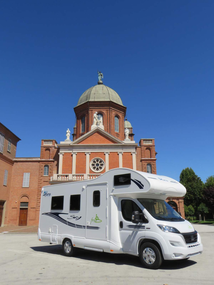 Fiat Ducato RETRACTABLE PLATFORM (300KG CAPACITY) - موتر هوم سقف عالي: صورة 4 Fiat Ducato RETRACTABLE PLATFORM (300KG CAPACITY) - موتر هوم سقف عالي: صورة 4