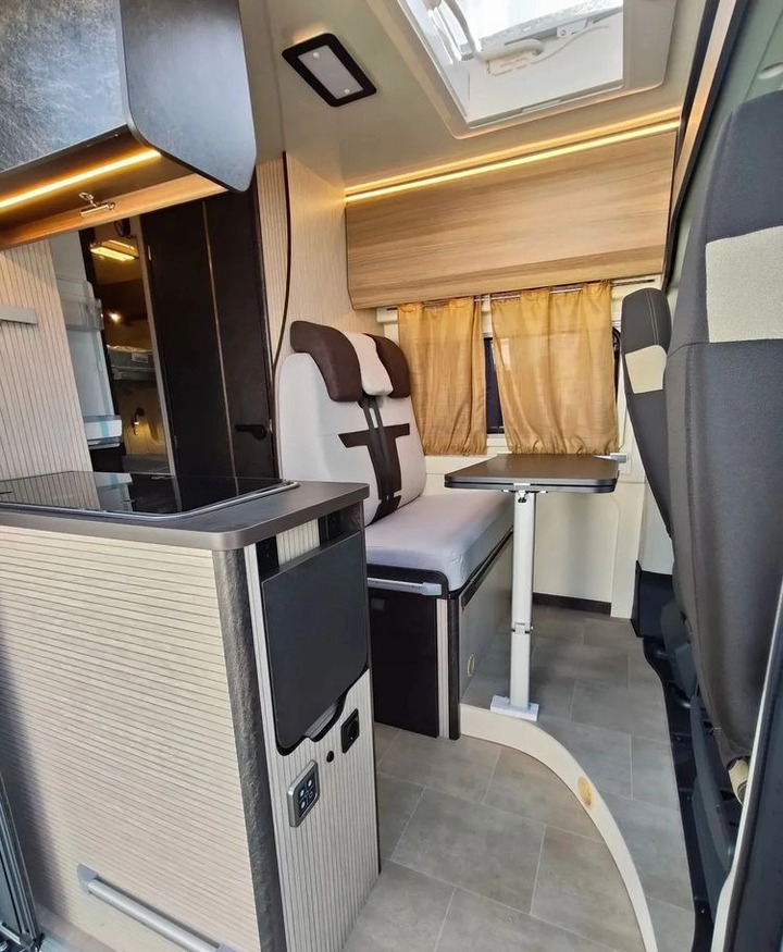 Fiat Ducato Rimor Horus 45 NEW AUTOMAT Grau Truma Diesel Lampen FULL LED 4-Sitzer Fiat Ducato Rimor Horus 45 NEW AUTOMAT Grau Truma Diesel Lampen FULL LED 4-Sitzer: صورة 15