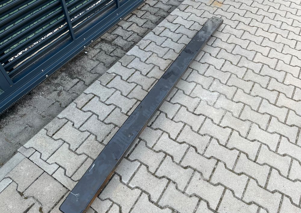 Belka najazdowa Iveco S-Way zderzak S Way - مصد العربة - شاحنة: صورة 1 Belka najazdowa Iveco S-Way zderzak S Way - مصد العربة - شاحنة: صورة 1