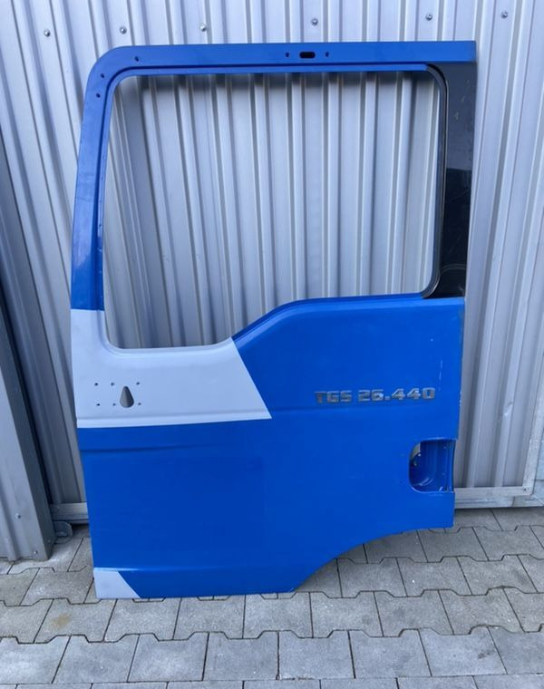 Drzwi lewe MAN TGS TGL TGM euro 6 kierowcy - باب و قطع الغيار: صورة 1 Drzwi lewe MAN TGS TGL TGM euro 6 kierowcy - باب و قطع الغيار: صورة 1