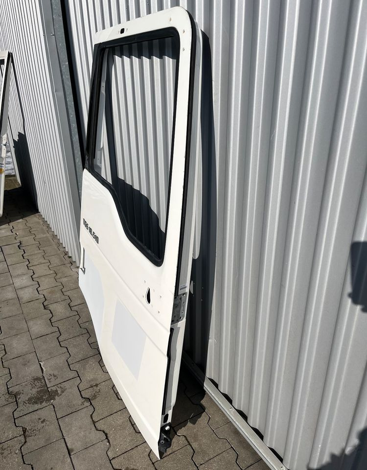 Drzwi prawe MAN TGS TGL TGM euro 6 pasażera - هيكل السيارة الخارجية - شاحنة: صورة 2 Drzwi prawe MAN TGS TGL TGM euro 6 pasażera - هيكل السيارة الخارجية - شاحنة: صورة 2