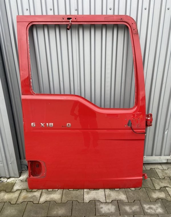 Drzwi prawe MAN TGX euro 6 XXL XLX XL - باب و قطع الغيار: صورة 1 Drzwi prawe MAN TGX euro 6 XXL XLX XL - باب و قطع الغيار: صورة 1