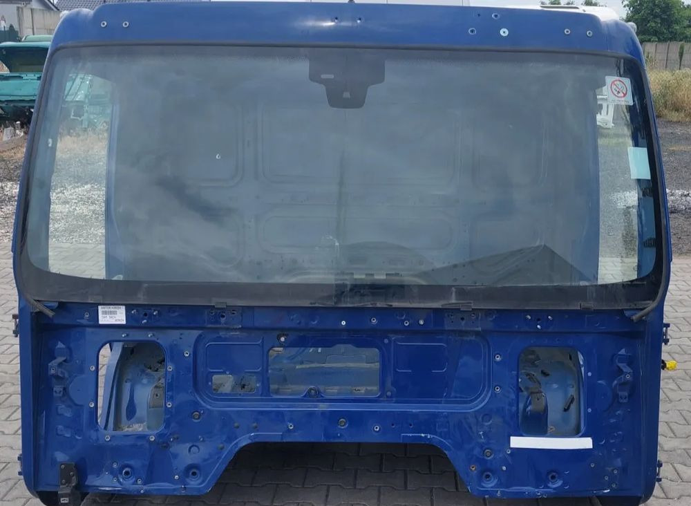 KABINA VOLVO FL 2022R - كابينة - شاحنة: صورة 1 KABINA VOLVO FL 2022R - كابينة - شاحنة: صورة 1