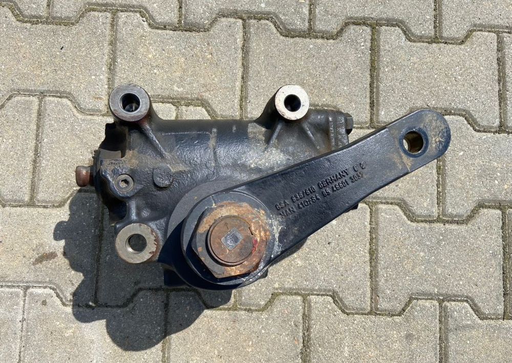 Kolumna kierownicza MAN TGL TGM TG 3 euro 6 przekładnia - عمود التوجيه - شاحنة: صورة 2 Kolumna kierownicza MAN TGL TGM TG 3 euro 6 przekładnia - عمود التوجيه - شاحنة: صورة 2
