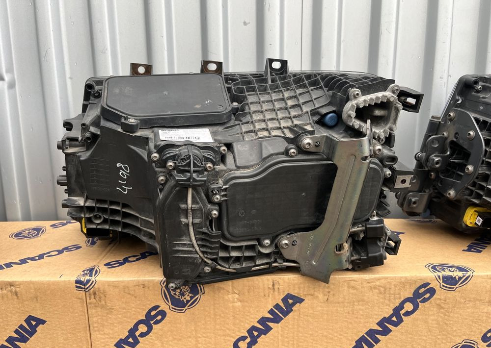 Lampa LED Scania R S NGS NGR reflektor 2674391 - أضواء/ إضاءة - شاحنة: صورة 3 Lampa LED Scania R S NGS NGR reflektor 2674391 - أضواء/ إضاءة - شاحنة: صورة 3