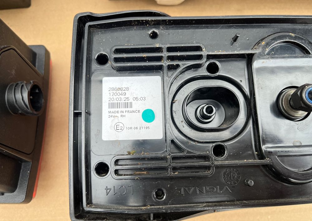 Lampa tylna LED Scania Super R S NGS NGR - أضواء/ إضاءة - شاحنة: صورة 5 Lampa tylna LED Scania Super R S NGS NGR - أضواء/ إضاءة - شاحنة: صورة 5