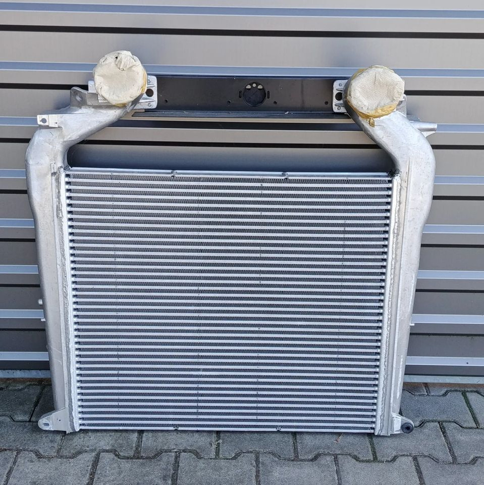 MAN TGS TG3 CHŁODNICA POWIETRZA INTERCOOLER NOWY - المبرد - شاحنة: صورة 1 MAN TGS TG3 CHŁODNICA POWIETRZA INTERCOOLER NOWY - المبرد - شاحنة: صورة 1