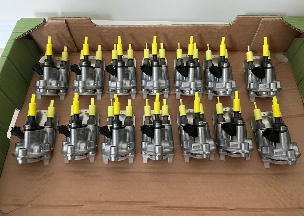 NOWY moduł dozujący Adblue Bosch 0444043073 wtrysk mocznika - خزان AdBlue (محلول من اليوريا والماء) - الآلات الزراعية: صورة 1 NOWY moduł dozujący Adblue Bosch 0444043073 wtrysk mocznika - خزان AdBlue (محلول من اليوريا والماء) - الآلات الزراعية: صورة 1