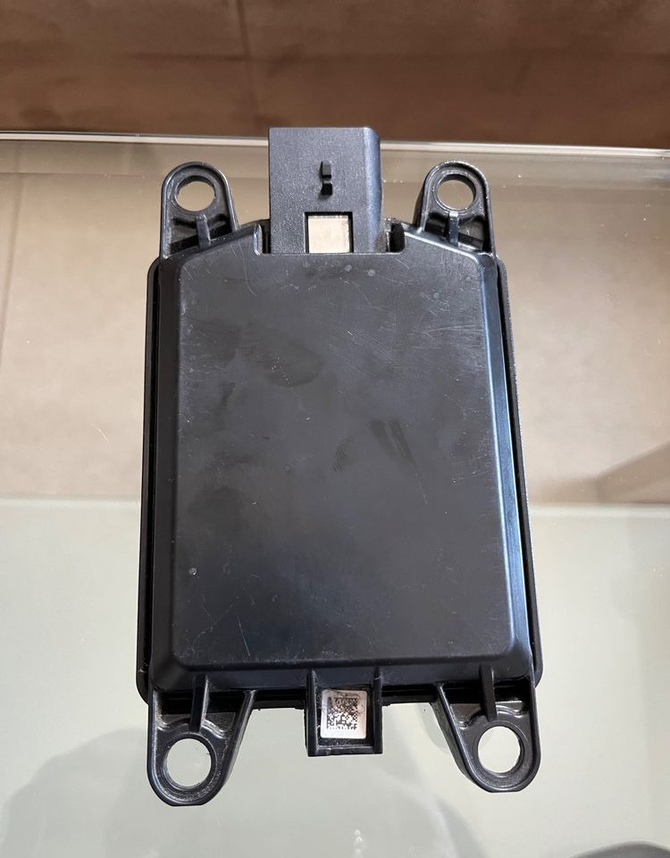 Radar MAN TGX TGS euro 6 ACC distronic - النظام الكهربائي - شاحنة: صورة 2 Radar MAN TGX TGS euro 6 ACC distronic - النظام الكهربائي - شاحنة: صورة 2