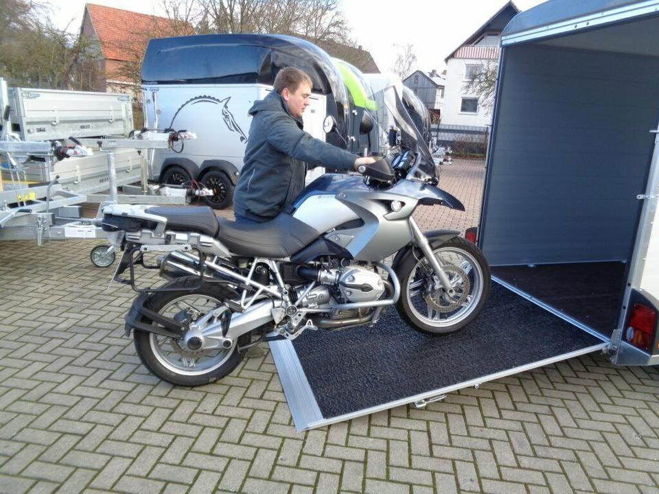 Böckmann KT-PB-AL 3015/27 Kofferanhänge Flügeltür PKW Anhänger - مقطورة صندوق مغلق: صورة 2 Böckmann KT-PB-AL 3015/27 Kofferanhänge Flügeltür PKW Anhänger - مقطورة صندوق مغلق: صورة 2