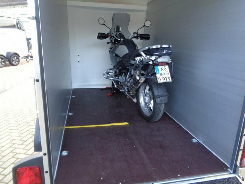 Böckmann KT-PB-AL 3015/27 Kofferanhänge Flügeltür PKW Anhänger - مقطورة صندوق مغلق: صورة 3 Böckmann KT-PB-AL 3015/27 Kofferanhänge Flügeltür PKW Anhänger - مقطورة صندوق مغلق: صورة 3