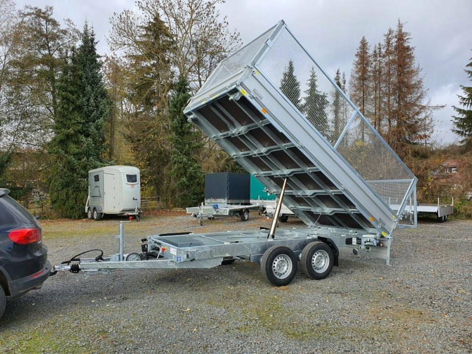 Böckmann PKW-Anhänger 3,5to, Dreiseitenkipper, Gitter - مقطورة قلاب: صورة 2 Böckmann PKW-Anhänger 3,5to, Dreiseitenkipper, Gitter - مقطورة قلاب: صورة 2