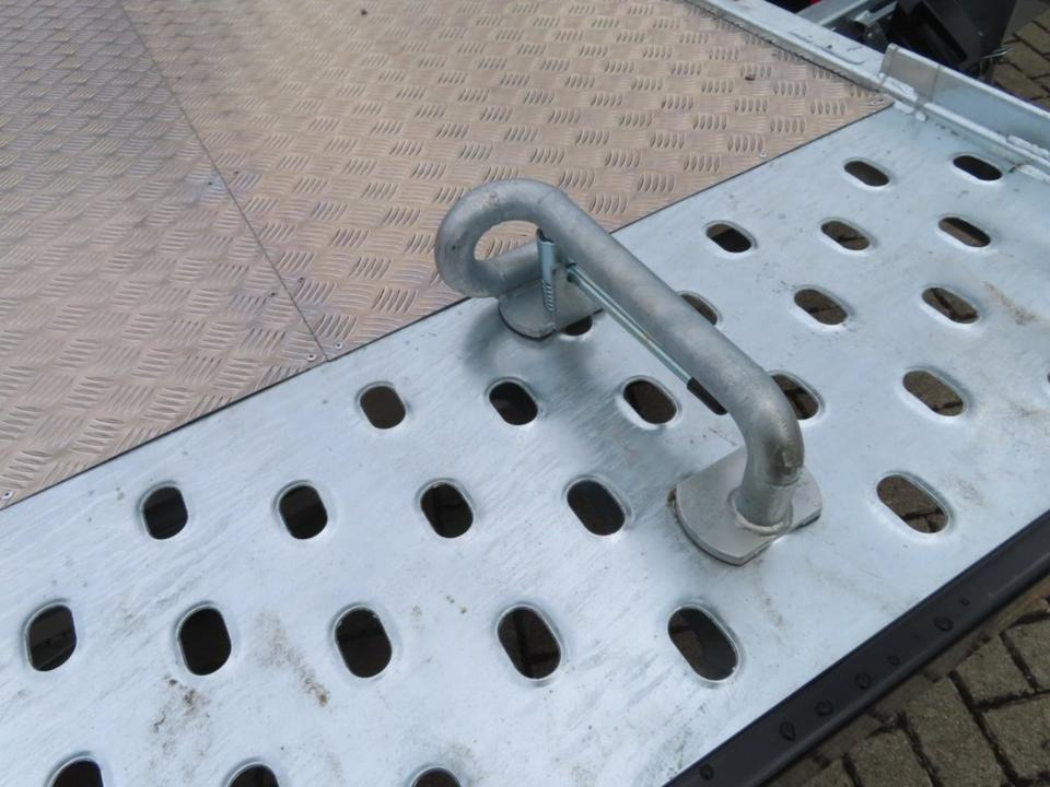 Böckmann PKW-Anhänger, Autotransporter 3,5to. E-Winde 100 km/h - مقطورة شحن نقل السيارات: صورة 5 Böckmann PKW-Anhänger, Autotransporter 3,5to. E-Winde 100 km/h - مقطورة شحن نقل السيارات: صورة 5