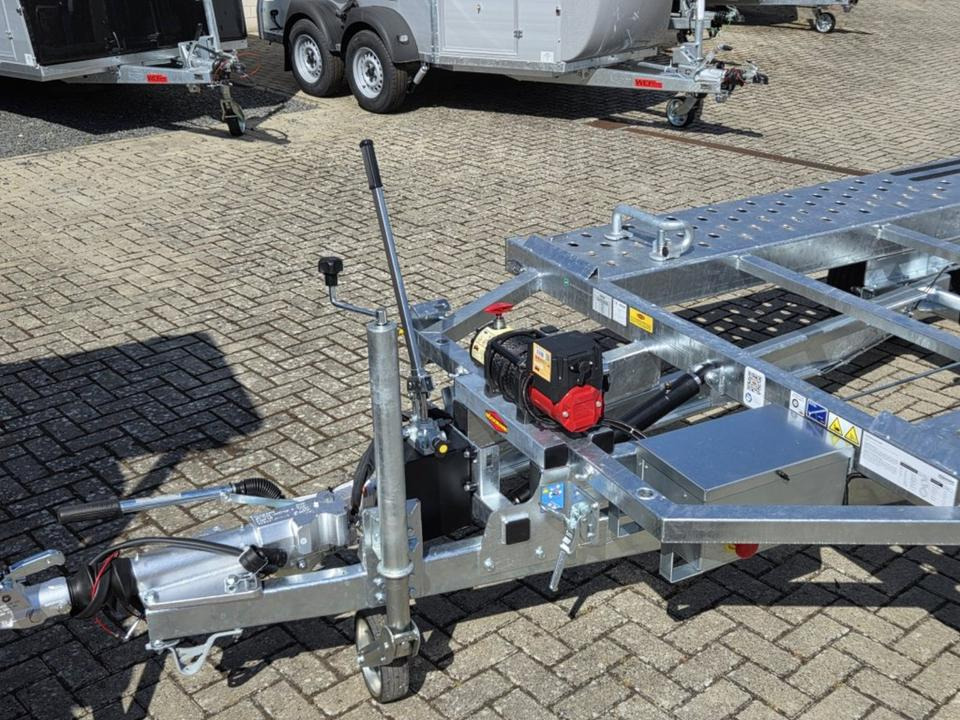 Böckmann PKW-Anhänger, Autotransporter 3,5to. E-Winde 100 km/h - مقطورة شحن نقل السيارات: صورة 5 Böckmann PKW-Anhänger, Autotransporter 3,5to. E-Winde 100 km/h - مقطورة شحن نقل السيارات: صورة 5