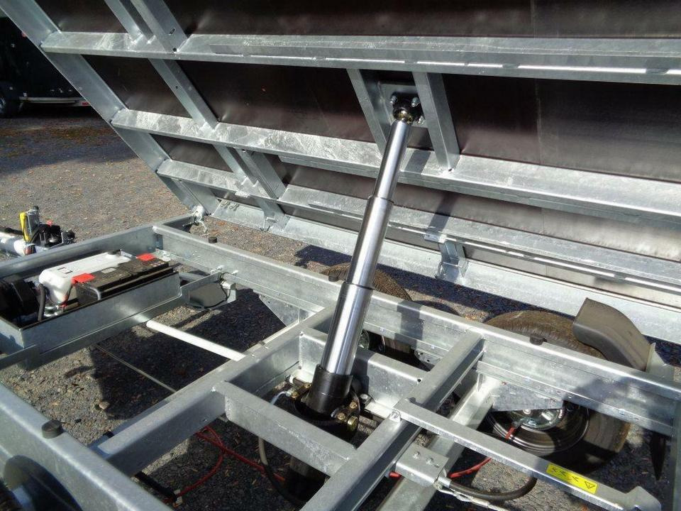 مقطورة قلاب Böckmann PKW-Anhänger Elektro Dreiseitenkipper, 2,7 to: صورة 14