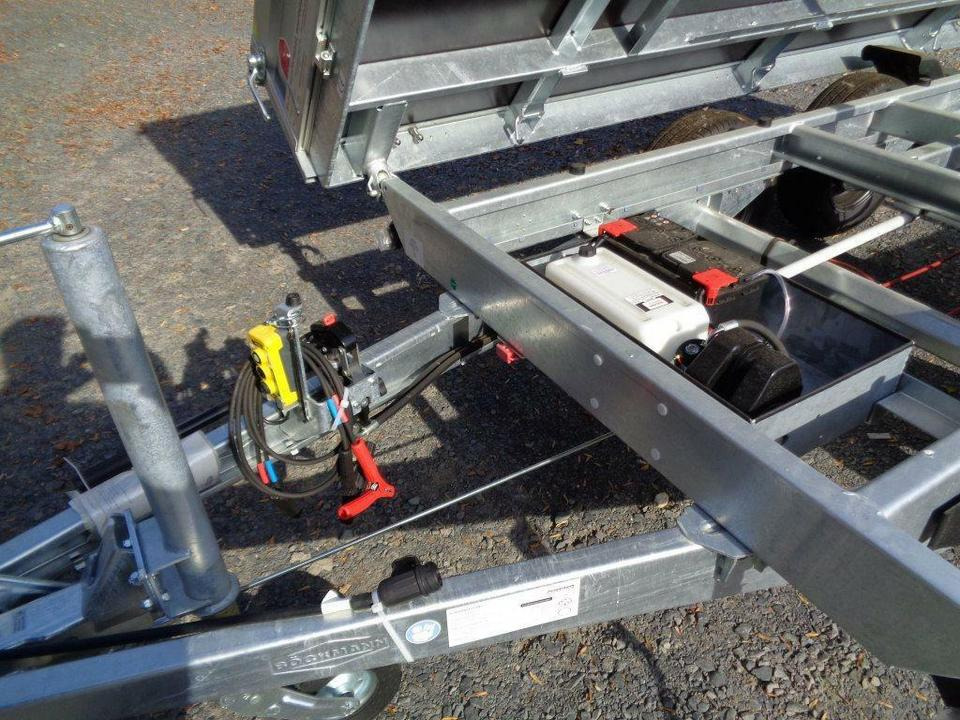 مقطورة قلاب Böckmann PKW-Anhänger Elektro Dreiseitenkipper, 2,7 to: صورة 15