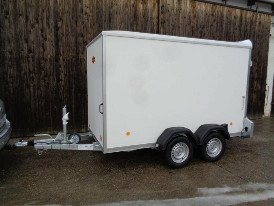 Böckmann PKW-Anhänger, KT3015/20 M-F, Koffer, 2,0 to. - مقطورة صندوق مغلق: صورة 1 Böckmann PKW-Anhänger, KT3015/20 M-F, Koffer, 2,0 to. - مقطورة صندوق مغلق: صورة 1