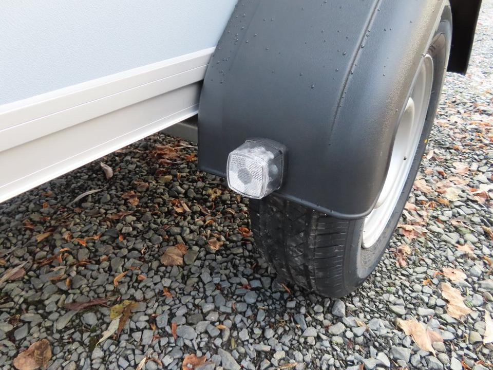 Böckmann PKW-Anhänger Kofferanhänger 750kg, - مقطورة سيارة: صورة 5 Böckmann PKW-Anhänger Kofferanhänger 750kg, - مقطورة سيارة: صورة 5