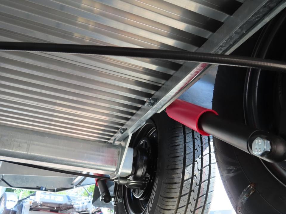 Böckmann Pferdeanhänger Champion Esprit Flügeltür Sattelkammer - عربة نقل خيل: صورة 5 Böckmann Pferdeanhänger Champion Esprit Flügeltür Sattelkammer - عربة نقل خيل: صورة 5