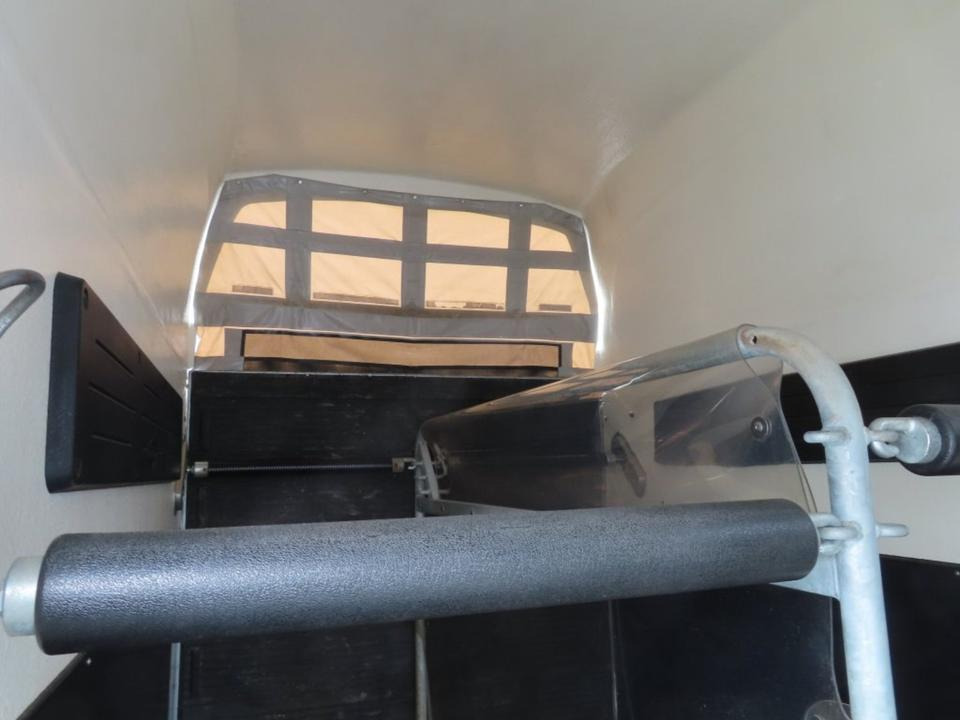 Böckmann, Pferdeanhänger, Comfort,CFF,,Aluboden, SaKa, 100 km/h - عربة نقل خيل: صورة 5 Böckmann, Pferdeanhänger, Comfort,CFF,,Aluboden, SaKa, 100 km/h - عربة نقل خيل: صورة 5