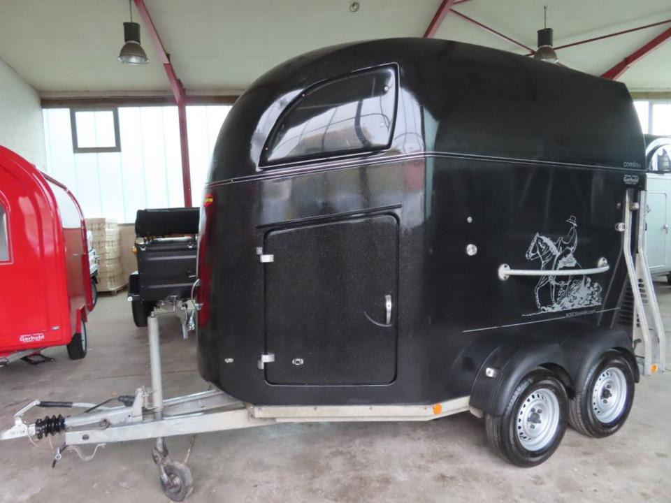 Böckmann,Pferdeanhänger,Comfort "Western" ALUBODEN, 100 km/h - عربة نقل خيل: صورة 1 Böckmann,Pferdeanhänger,Comfort "Western" ALUBODEN, 100 km/h - عربة نقل خيل: صورة 1