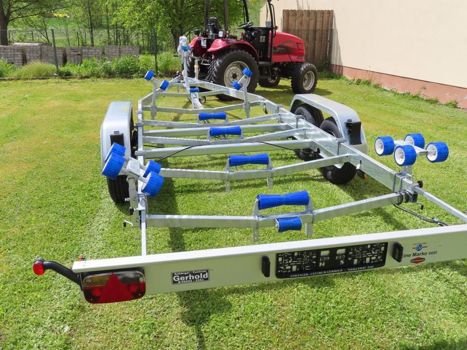 Böckmann - TPV PKW Anhänger Bootstrailer 2,7 to. Bootsanhänger - مقطورة القارب: صورة 2 Böckmann - TPV PKW Anhänger Bootstrailer 2,7 to. Bootsanhänger - مقطورة القارب: صورة 2