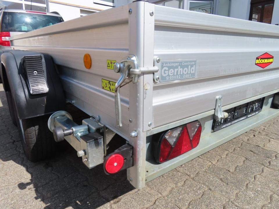 مقطورات مسطحة PKW-Anhänger Böckmann TL-AL 3015/20 2,0t Abstellstützen: صورة 11 مقطورات مسطحة PKW-Anhänger Böckmann TL-AL 3015/20 2,0t Abstellstützen: صورة 11