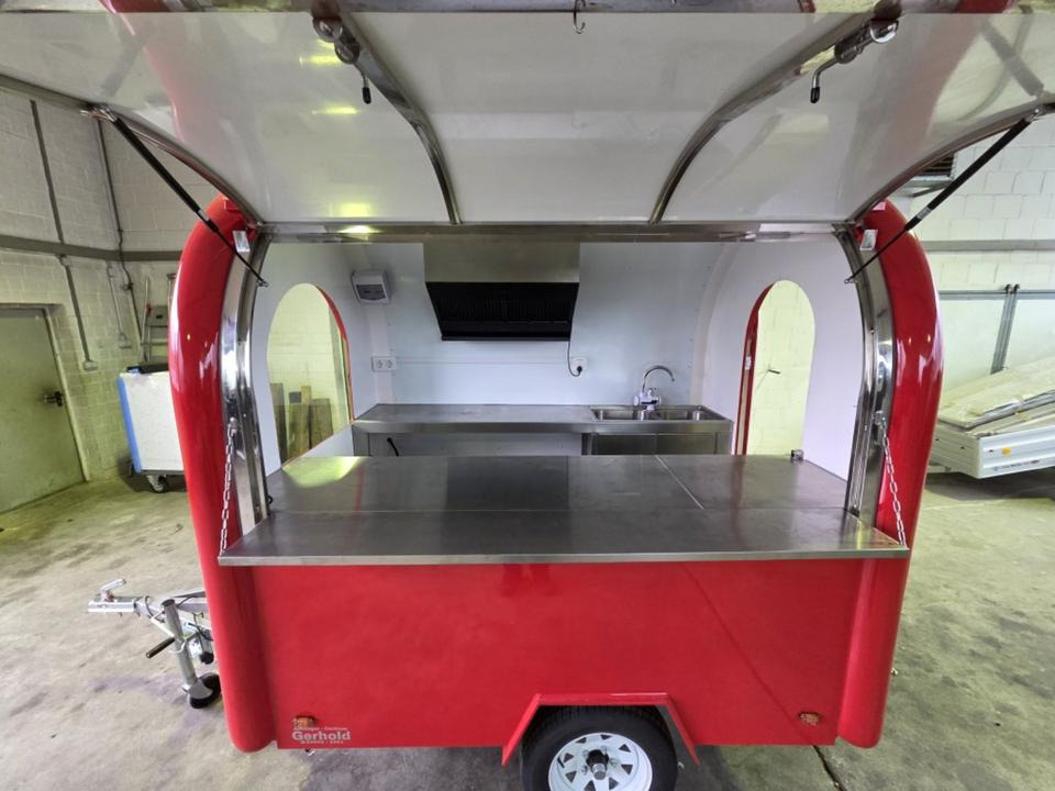 PKW-Anhänger Food-Trailer Verkaufsanhänger Imbiss Abzugshaube - مقطورة بيع ( الأغذية): صورة 2 PKW-Anhänger Food-Trailer Verkaufsanhänger Imbiss Abzugshaube - مقطورة بيع ( الأغذية): صورة 2