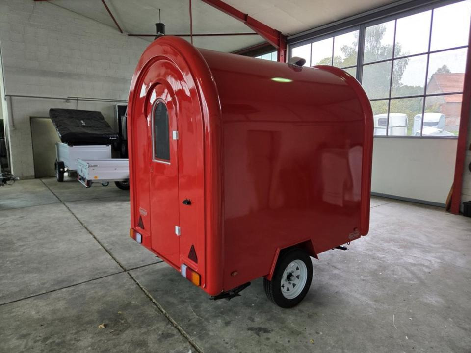 PKW-Anhänger Food-Trailer Verkaufsanhänger Imbiss Abzugshaube - مقطورة بيع ( الأغذية): صورة 4 PKW-Anhänger Food-Trailer Verkaufsanhänger Imbiss Abzugshaube - مقطورة بيع ( الأغذية): صورة 4