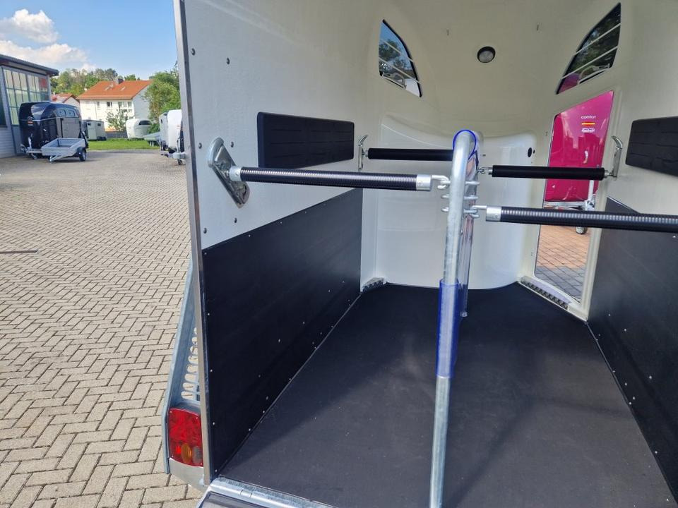 عربة نقل خيل Pferdeanhänger Böckmann Comfort 23 Sattelkammer Aluboden 100km/h: صورة 12