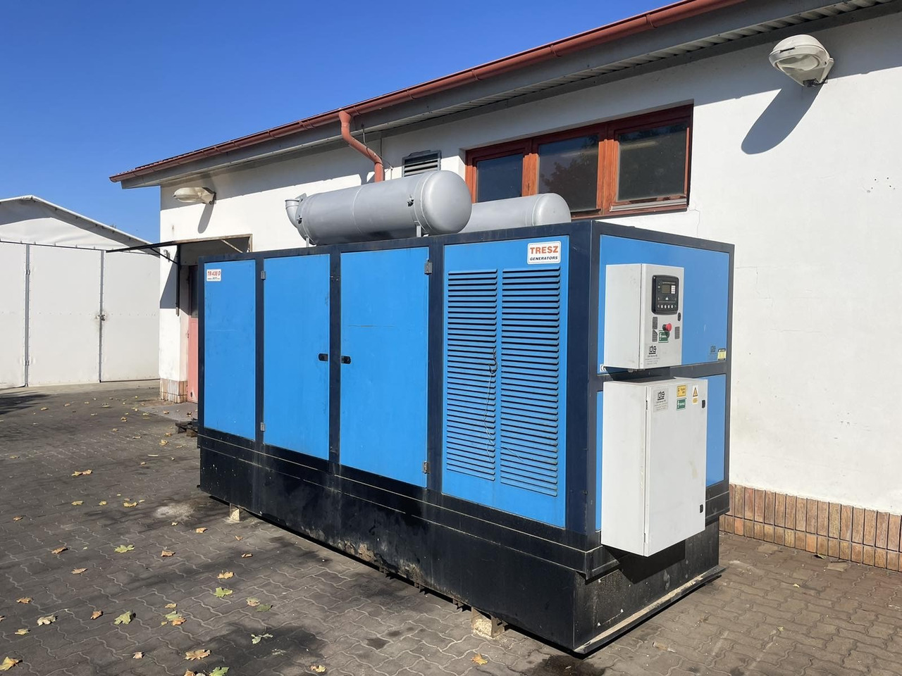 Tresz TR-438D with Deutz BF8M1015C engine For sale or Rent! - وحدة الطاقة الأرضية للطائرات: صورة 1 Tresz TR-438D with Deutz BF8M1015C engine For sale or Rent! - وحدة الطاقة الأرضية للطائرات: صورة 1