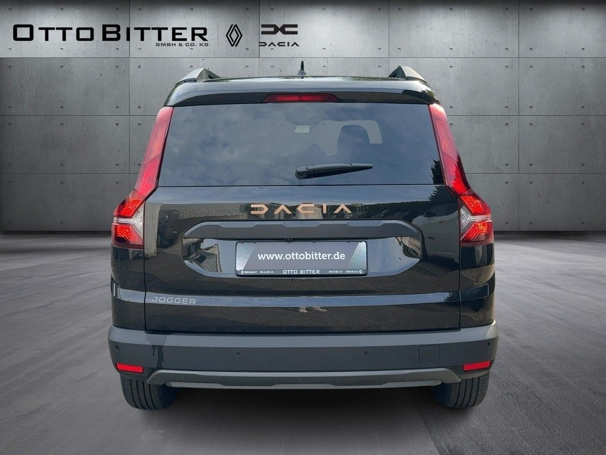 Dacia Jogger Extreme TCe110 7-Sitze CITY-PAKET/NAVI - سيارة: صورة 3 Dacia Jogger Extreme TCe110 7-Sitze CITY-PAKET/NAVI - سيارة: صورة 3
