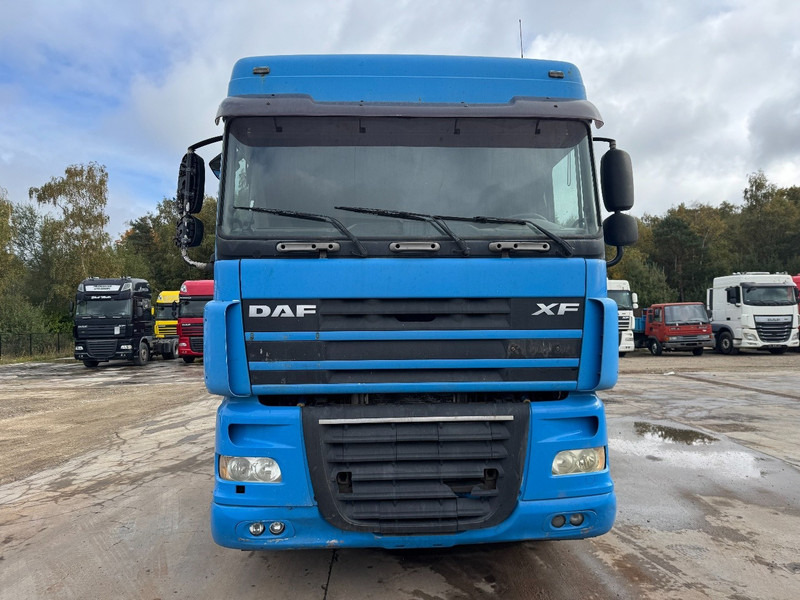 DAF 105 XF 460 Space Cab (MANUAL GEARBOX / BOITE MANUELLE) - وحدة جر: صورة 2 DAF 105 XF 460 Space Cab (MANUAL GEARBOX / BOITE MANUELLE) - وحدة جر: صورة 2