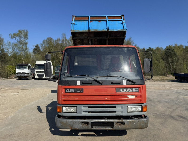 DAF 45 ATI 160 (FULL STEEL SUSPENSION / MANUAL PUMP / EURO 2) - شاحنة قلاب: صورة 2 DAF 45 ATI 160 (FULL STEEL SUSPENSION / MANUAL PUMP / EURO 2) - شاحنة قلاب: صورة 2