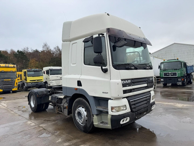 DAF 85 CF 460 Space Cab (MANUAL GEARBOX / BOITE MANUELLE) - وحدة جر: صورة 3 DAF 85 CF 460 Space Cab (MANUAL GEARBOX / BOITE MANUELLE) - وحدة جر: صورة 3