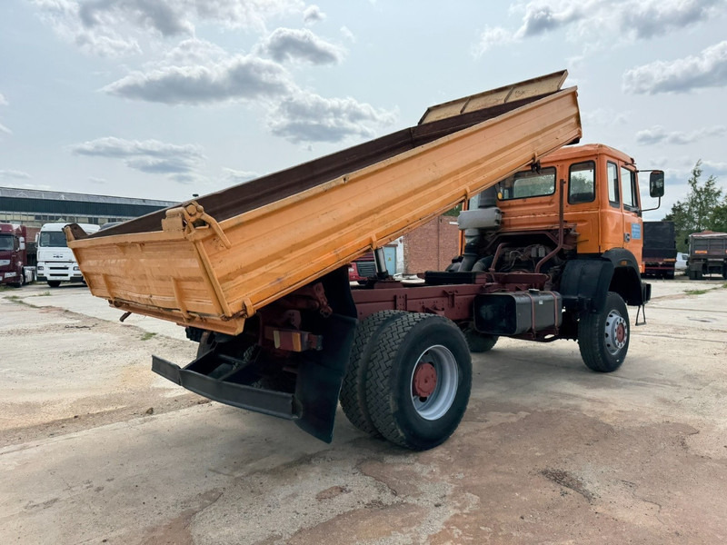 Iveco Magirus 170 - 23 (4X4 / GRAND PONT / LAMES / POMPE MANUELLE) - شاحنة قلاب: صورة 5 Iveco Magirus 170 - 23 (4X4 / GRAND PONT / LAMES / POMPE MANUELLE) - شاحنة قلاب: صورة 5