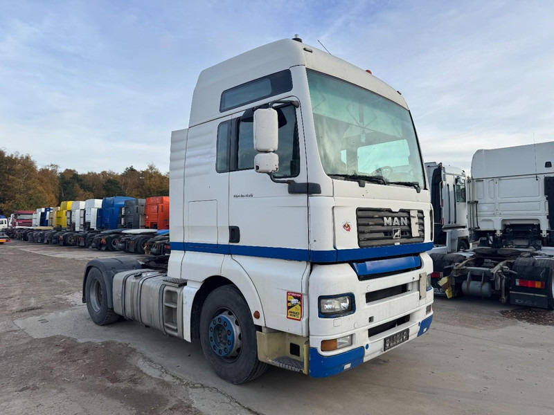 MAN TGA 18.430 (MANUAL GEARBOX / BOITE MANUELLE) - وحدة جر: صورة 3 MAN TGA 18.430 (MANUAL GEARBOX / BOITE MANUELLE) - وحدة جر: صورة 3