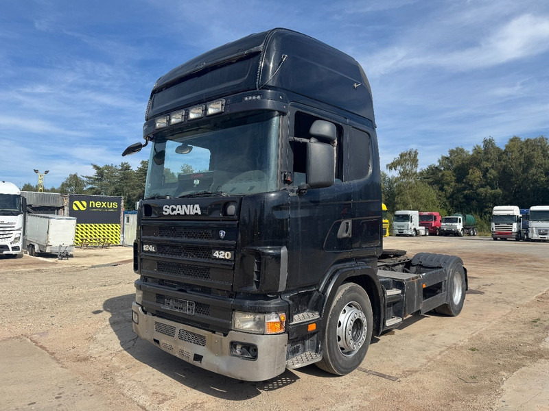 Scania 124 - 420 Topline (MANUAL GEARBOX / BOITE MANUELLE / RETARDER) - وحدة جر: صورة 1 Scania 124 - 420 Topline (MANUAL GEARBOX / BOITE MANUELLE / RETARDER) - وحدة جر: صورة 1