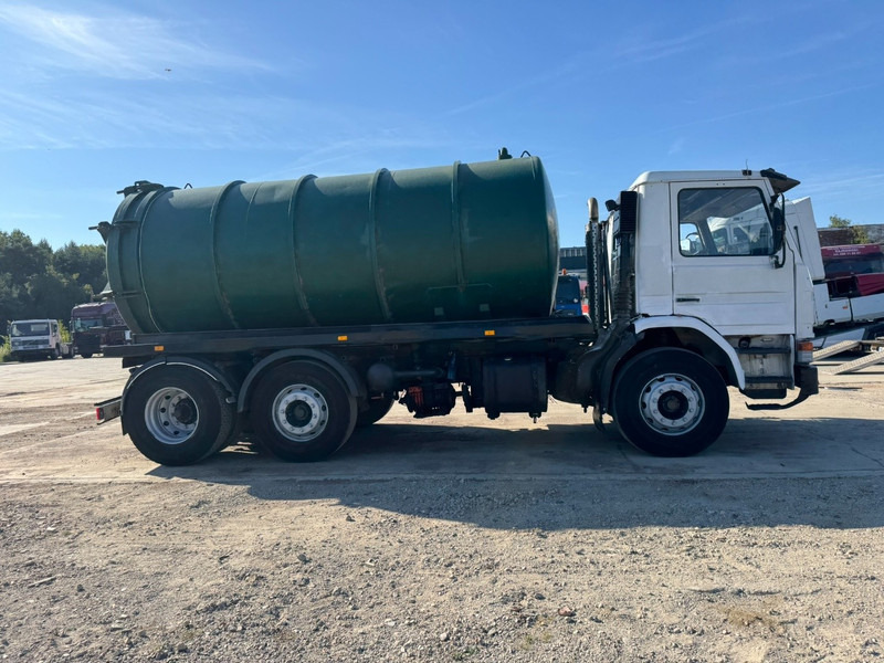 Scania 93 - 280 (14.000L / MANUAL PUMP & GEARBOX / 6X2) - شاحنة الشفط: صورة 4 Scania 93 - 280 (14.000L / MANUAL PUMP & GEARBOX / 6X2) - شاحنة الشفط: صورة 4