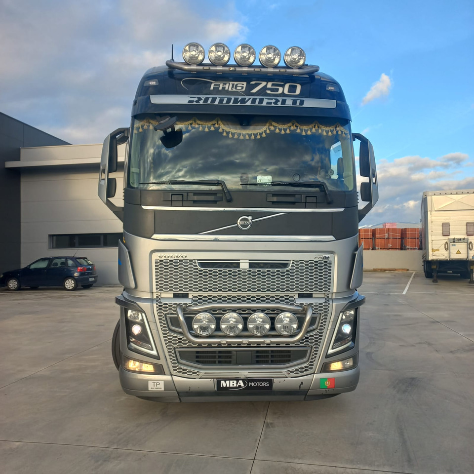 VOLVO FH16 750 - وحدة جر: صورة 1 VOLVO FH16 750 - وحدة جر: صورة 1