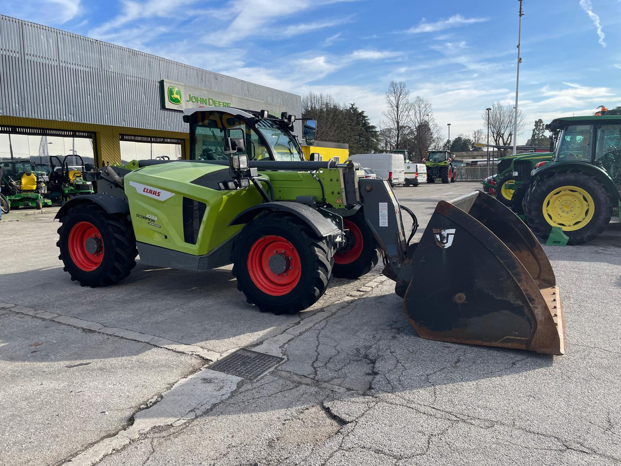 CLAAS TELESCOPICO SCORPION 10.33 - رافعة تلسكوبية: صورة 3 CLAAS TELESCOPICO SCORPION 10.33 - رافعة تلسكوبية: صورة 3