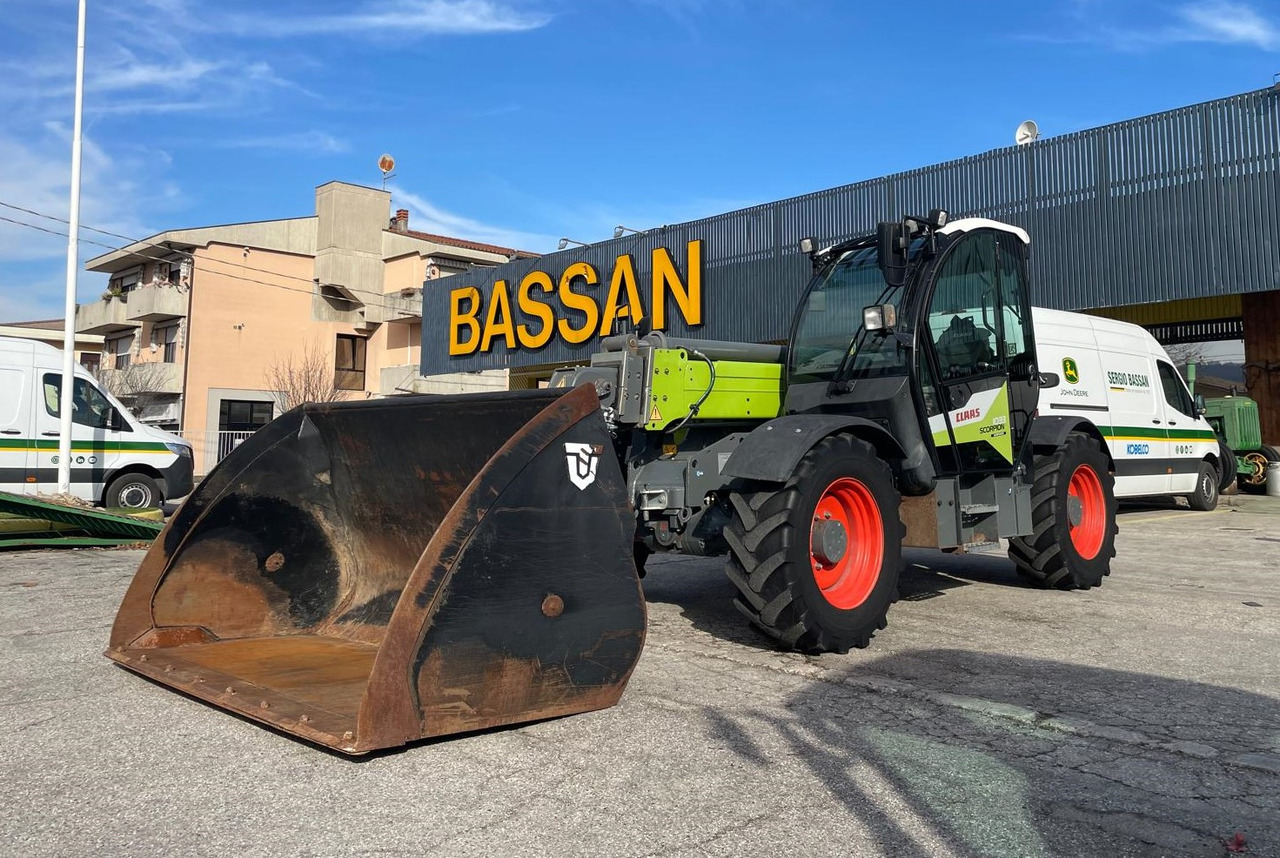 CLAAS TELESCOPICO SCORPION 10.33 - رافعة تلسكوبية: صورة 1 CLAAS TELESCOPICO SCORPION 10.33 - رافعة تلسكوبية: صورة 1