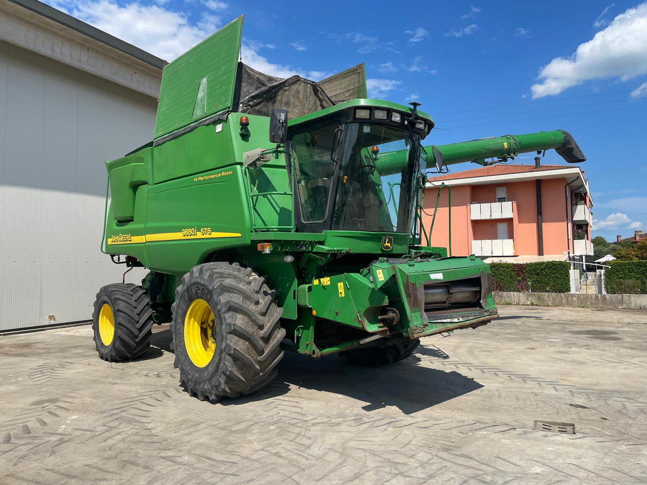 JOHN DEERE MIETITREBBIA STS 9880 - حصادة موحَّدة: صورة 5 JOHN DEERE MIETITREBBIA STS 9880 - حصادة موحَّدة: صورة 5