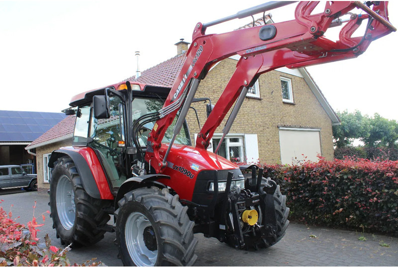 Case IH JX 1090 U - جرار: صورة 1 Case IH JX 1090 U - جرار: صورة 1