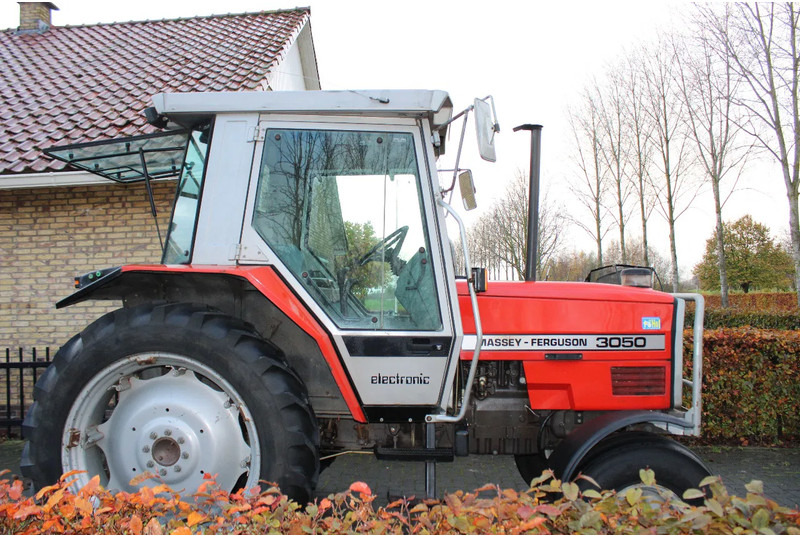 Massey Ferguson 3050 - جرار: صورة 2 Massey Ferguson 3050 - جرار: صورة 2