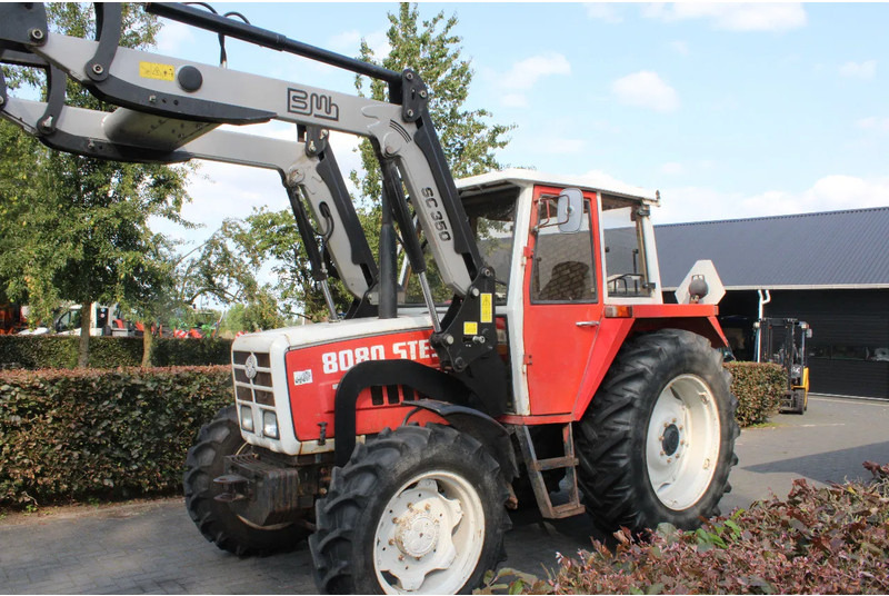 Steyr 8080 met voorlader 40 kmh - جرار: صورة 5 Steyr 8080 met voorlader 40 kmh - جرار: صورة 5