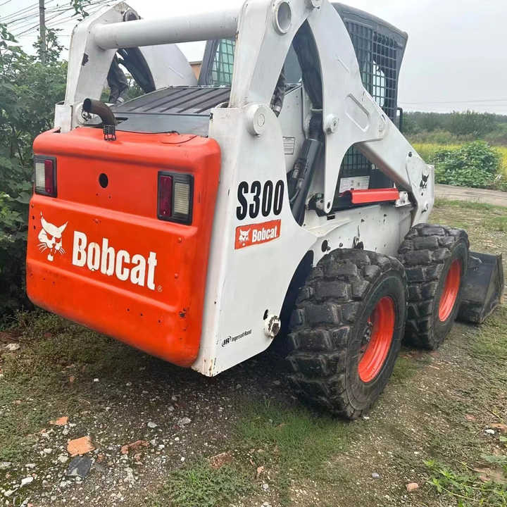 100%Ready Bobcat S300 Well Sold Most Famous Brand High Quality Bobcat S300 Skid Steer Loader for Sale - شيول صغير: صورة 5 100%Ready Bobcat S300 Well Sold Most Famous Brand High Quality Bobcat S300 Skid Steer Loader for Sale - شيول صغير: صورة 5