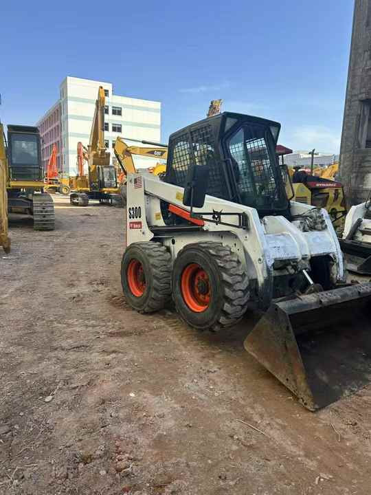100%Ready Bobcat S300 Well Sold Most Famous Brand High Quality Bobcat S300 Skid Steer Loader for Sale - شيول صغير: صورة 3 100%Ready Bobcat S300 Well Sold Most Famous Brand High Quality Bobcat S300 Skid Steer Loader for Sale - شيول صغير: صورة 3